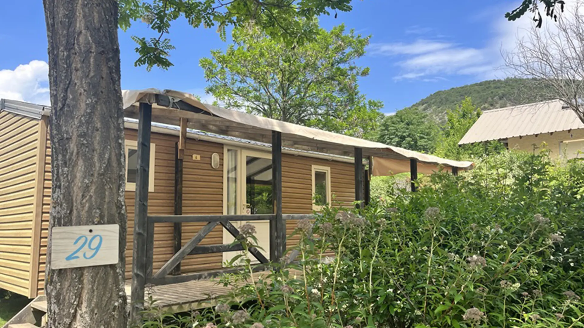 Village de chalets et camping La Pierre de l'Aigle