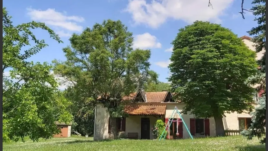 Maison de vacances Tissendié