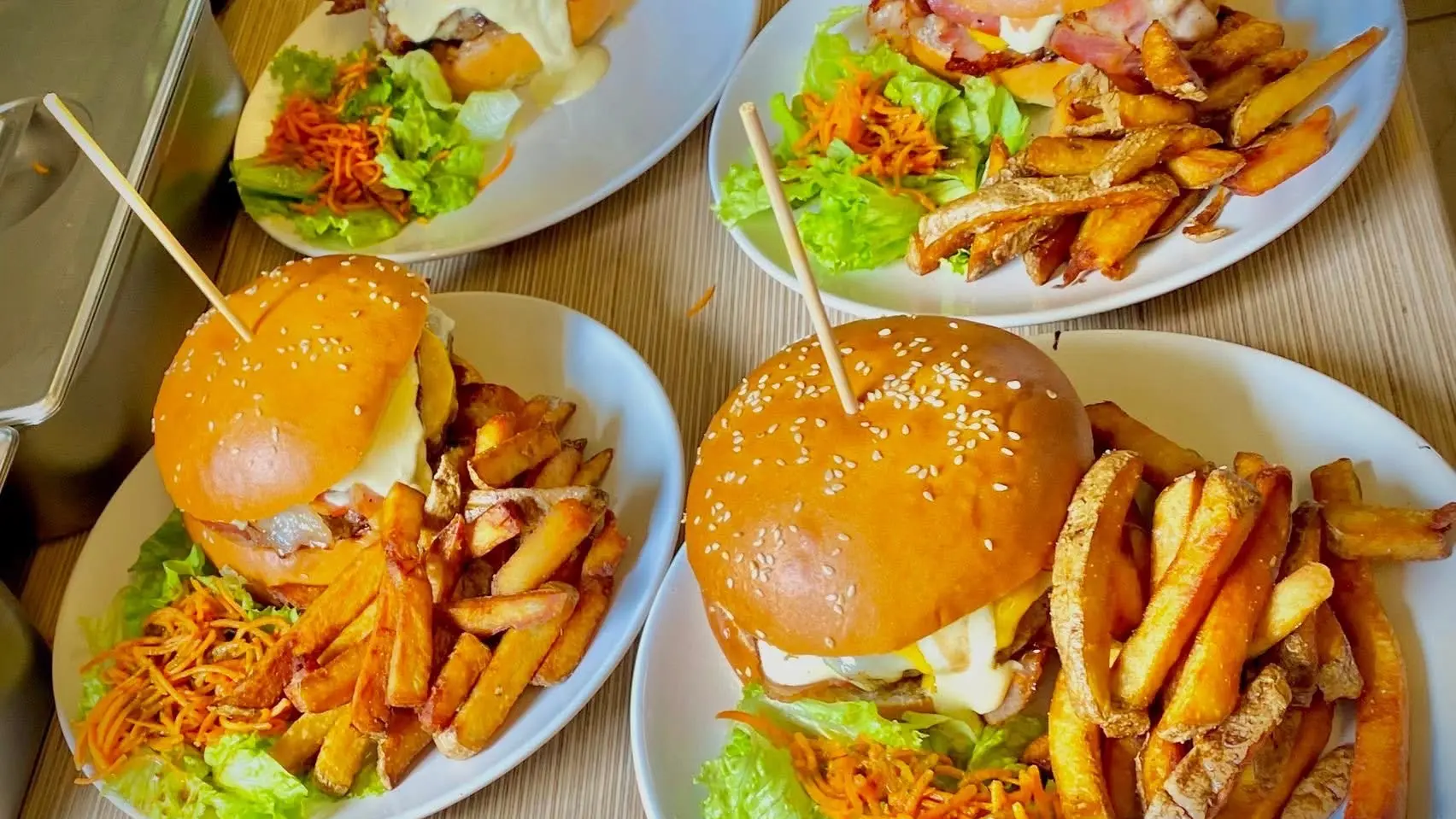 Burger double cheese bacon ou poisson