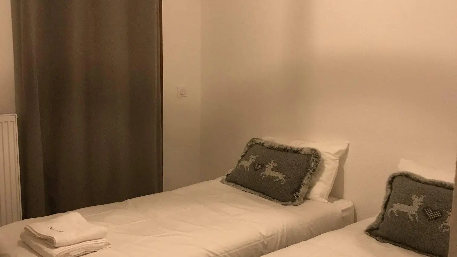 Chambre 2 lits simples