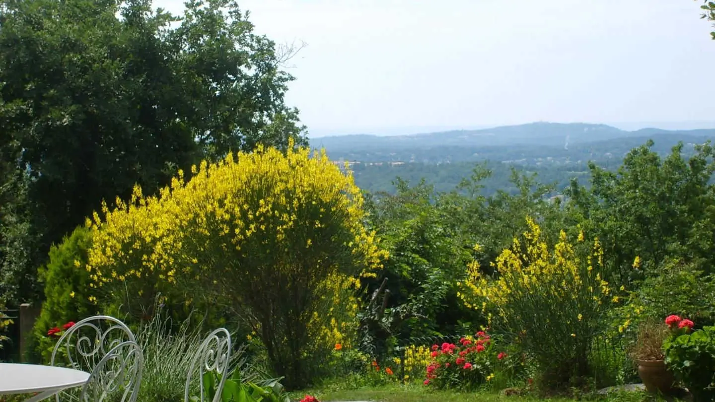 Gîte Les Oliviers de Chateauneuf-Jardin-Chateauneuf de Grasse-Gîtes de France Alpes-Maritimes.