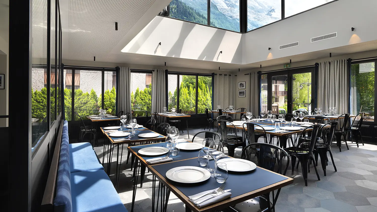 Chalet Hotel le Prieuré restaurant Rotissier