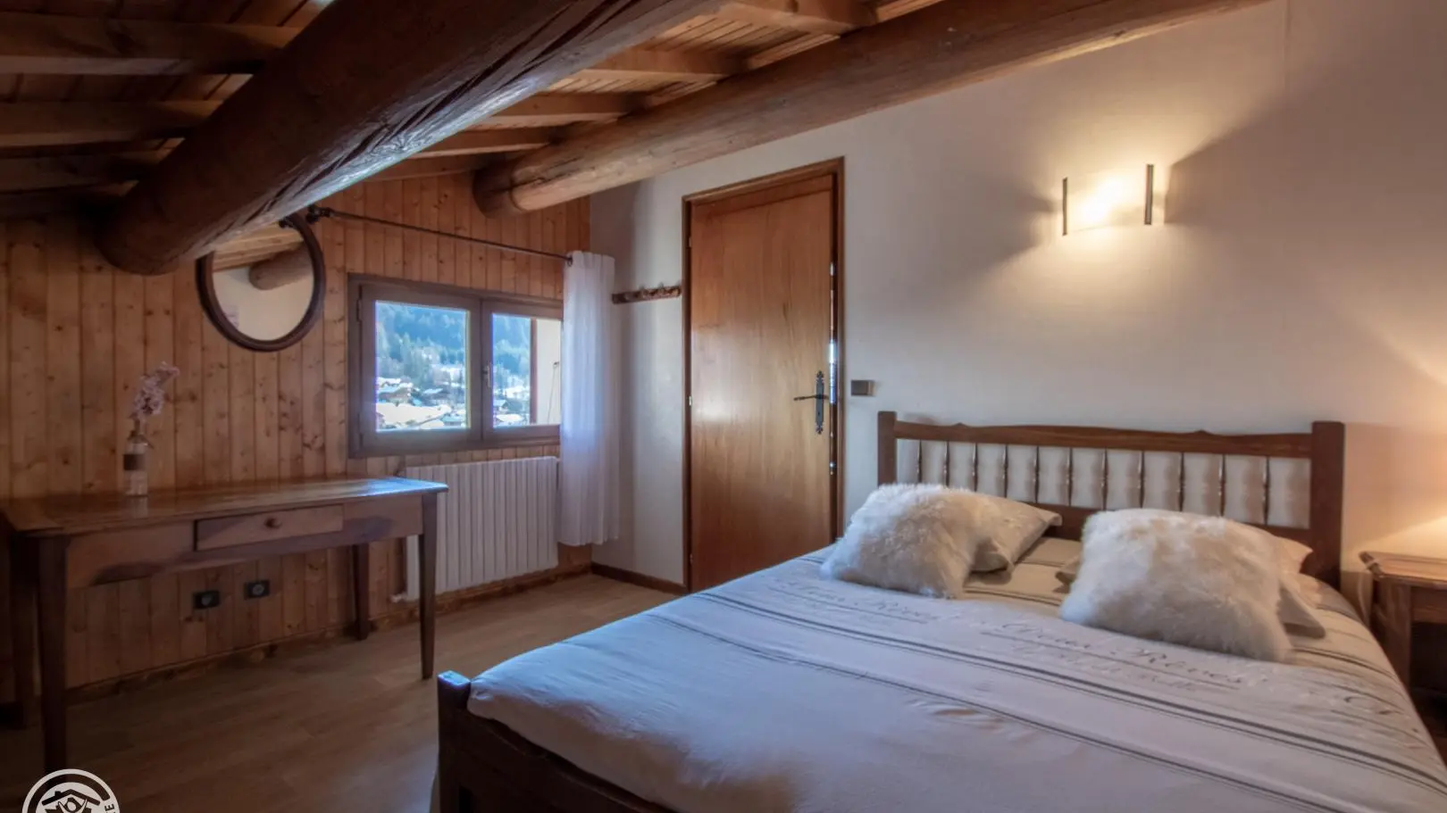 Chambre 1. 
1 lit 140cm.