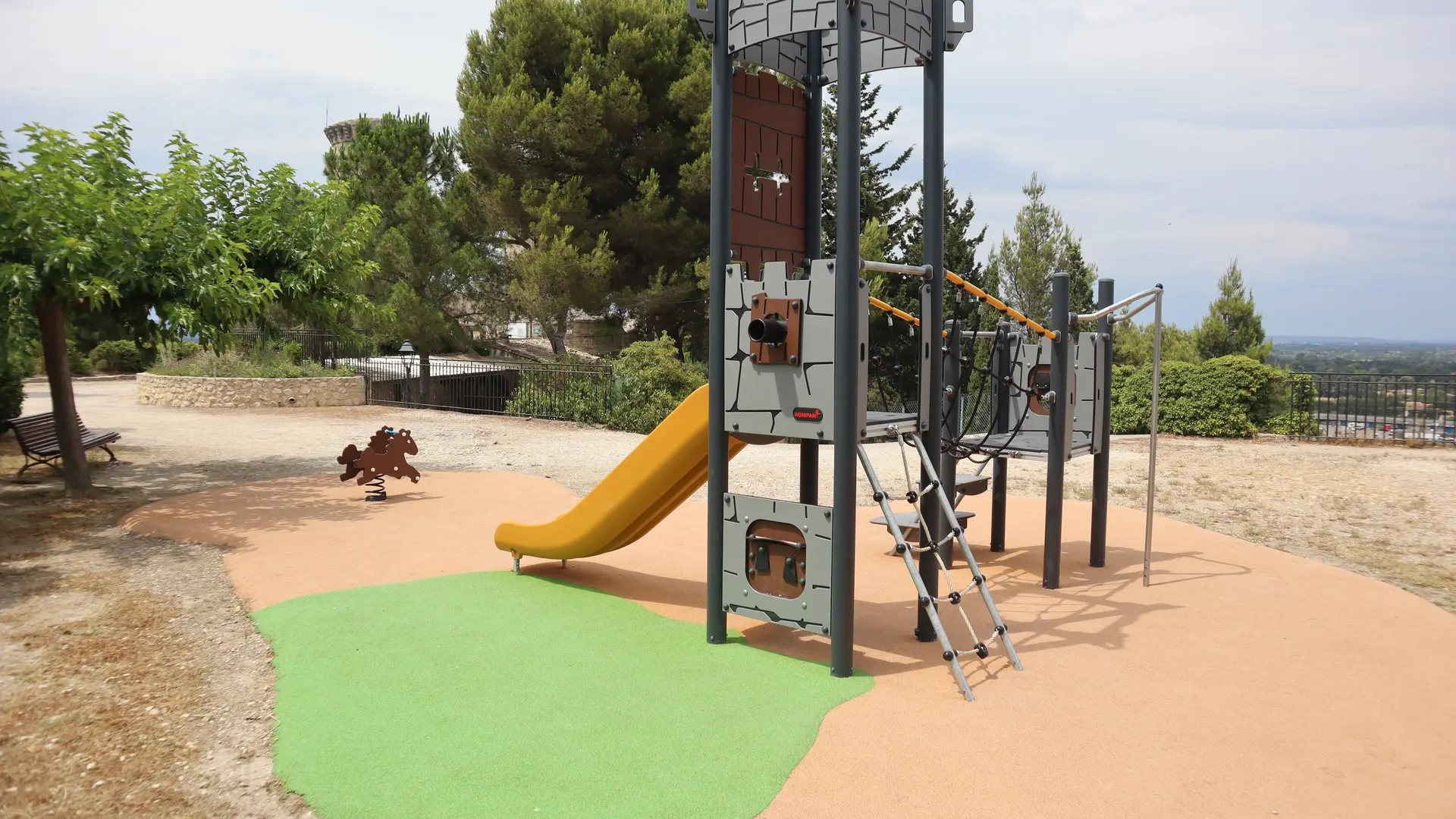 Aire de jeux de l'Esplanade du Château