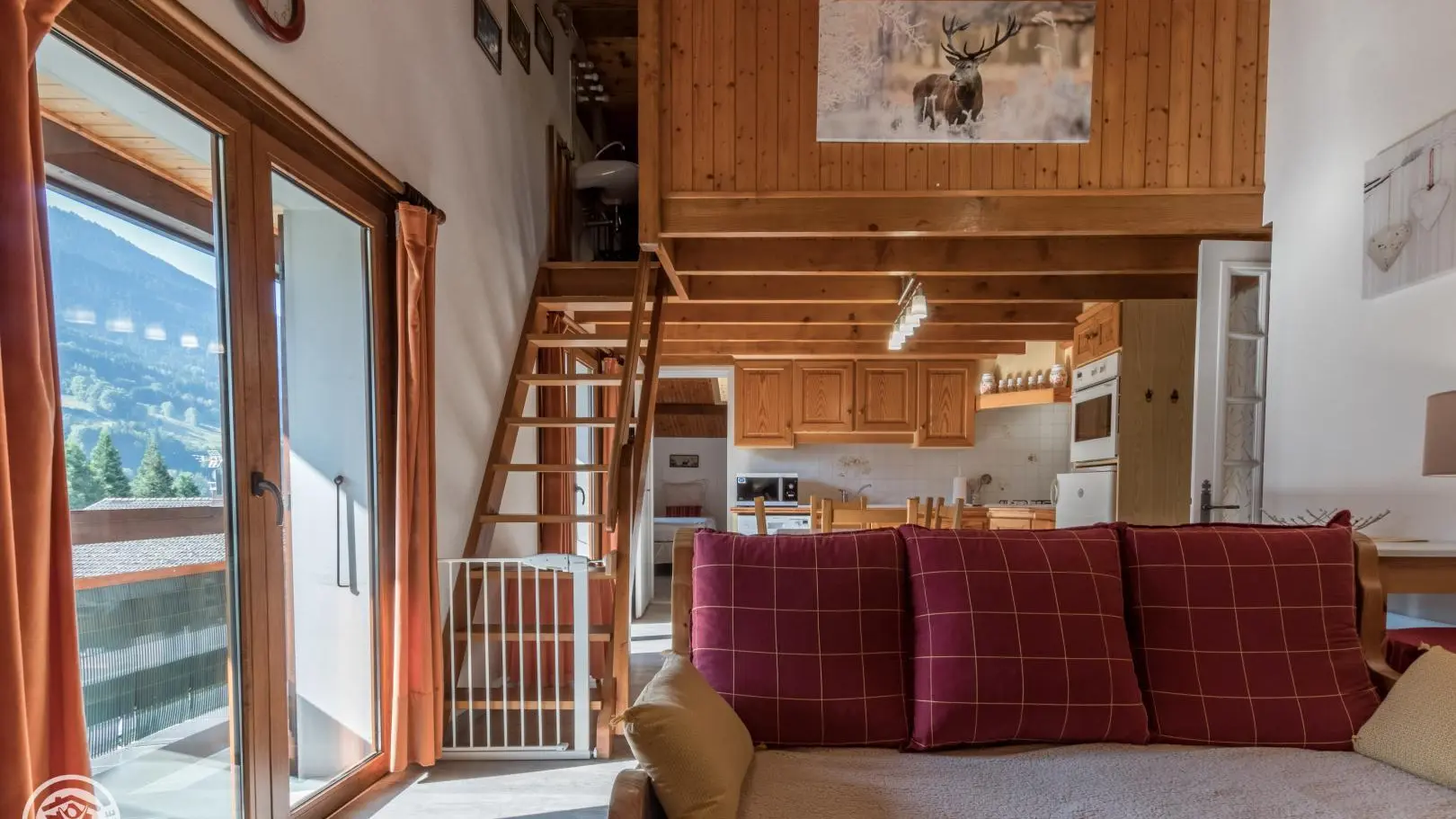 Escalier accès mezzanine