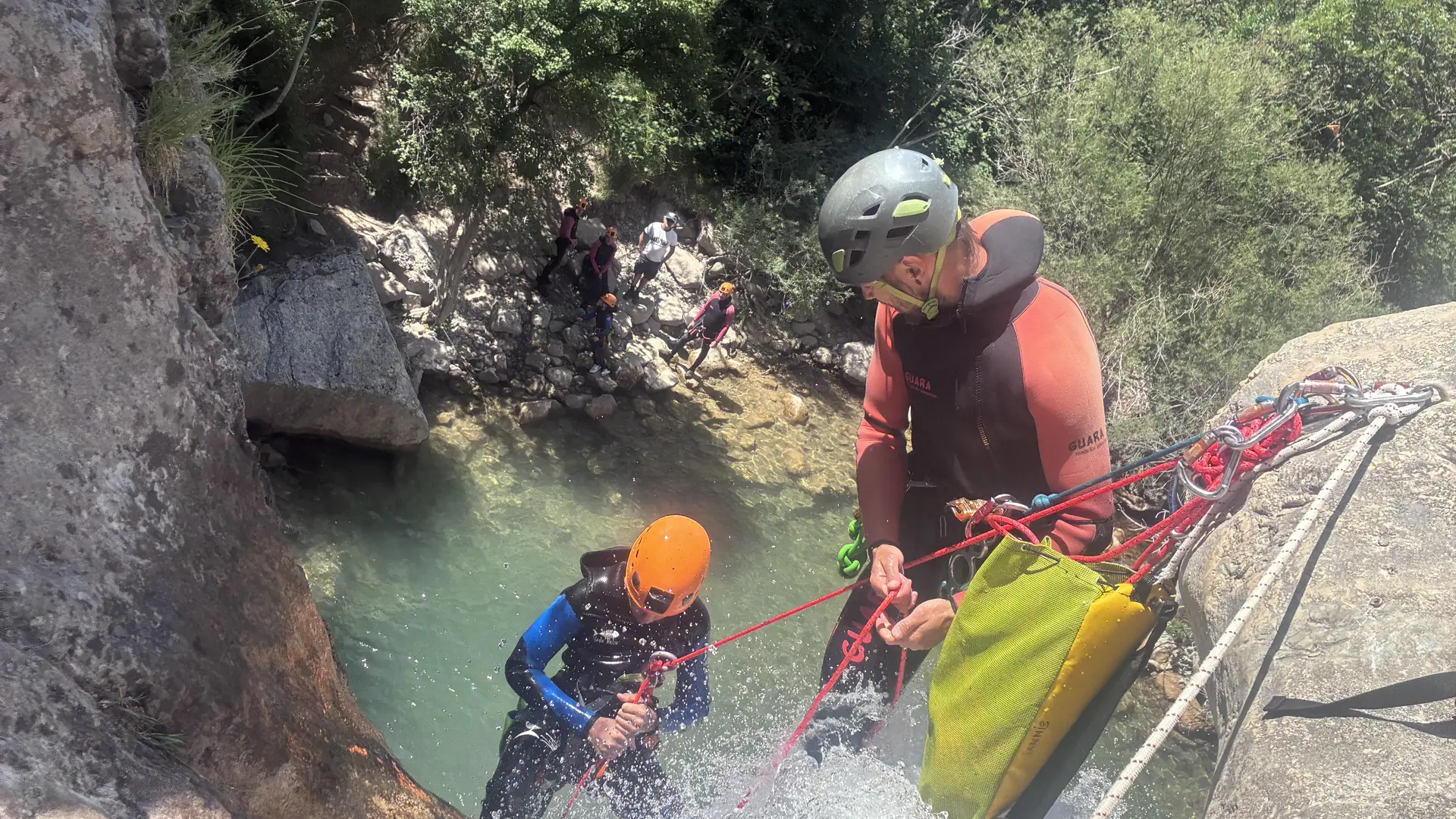 Descente en rappel de la dernière cascade