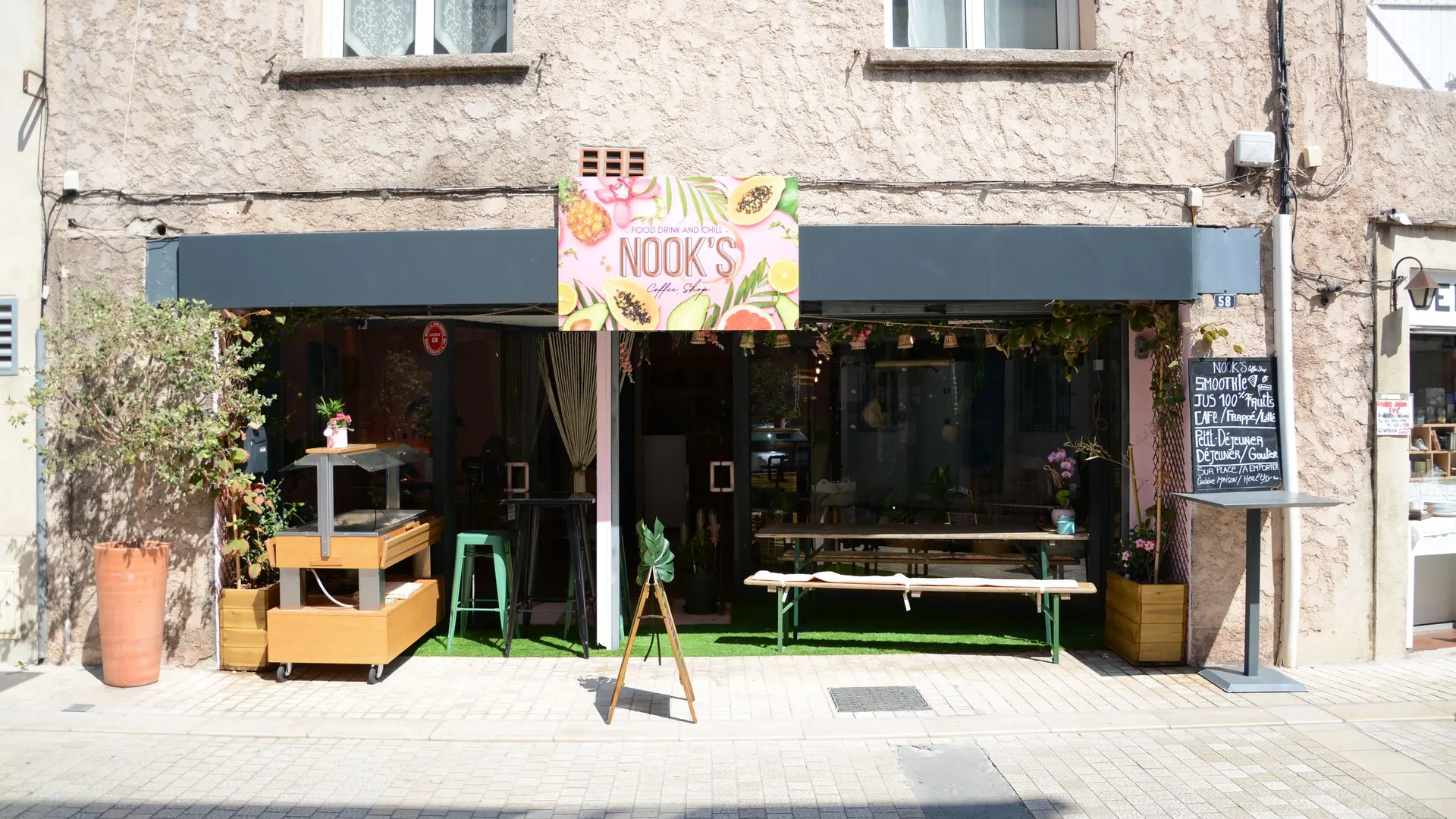 Nooks CoffeeShop