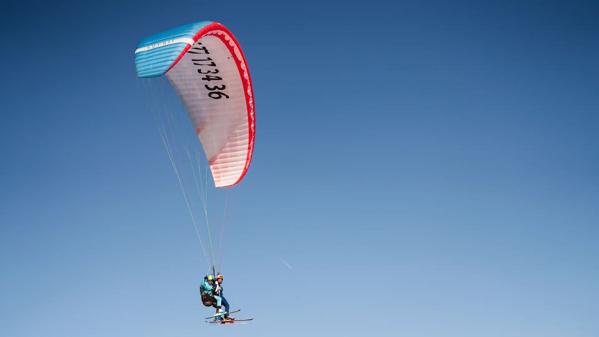Vol à ski avec PraLoup Parapente