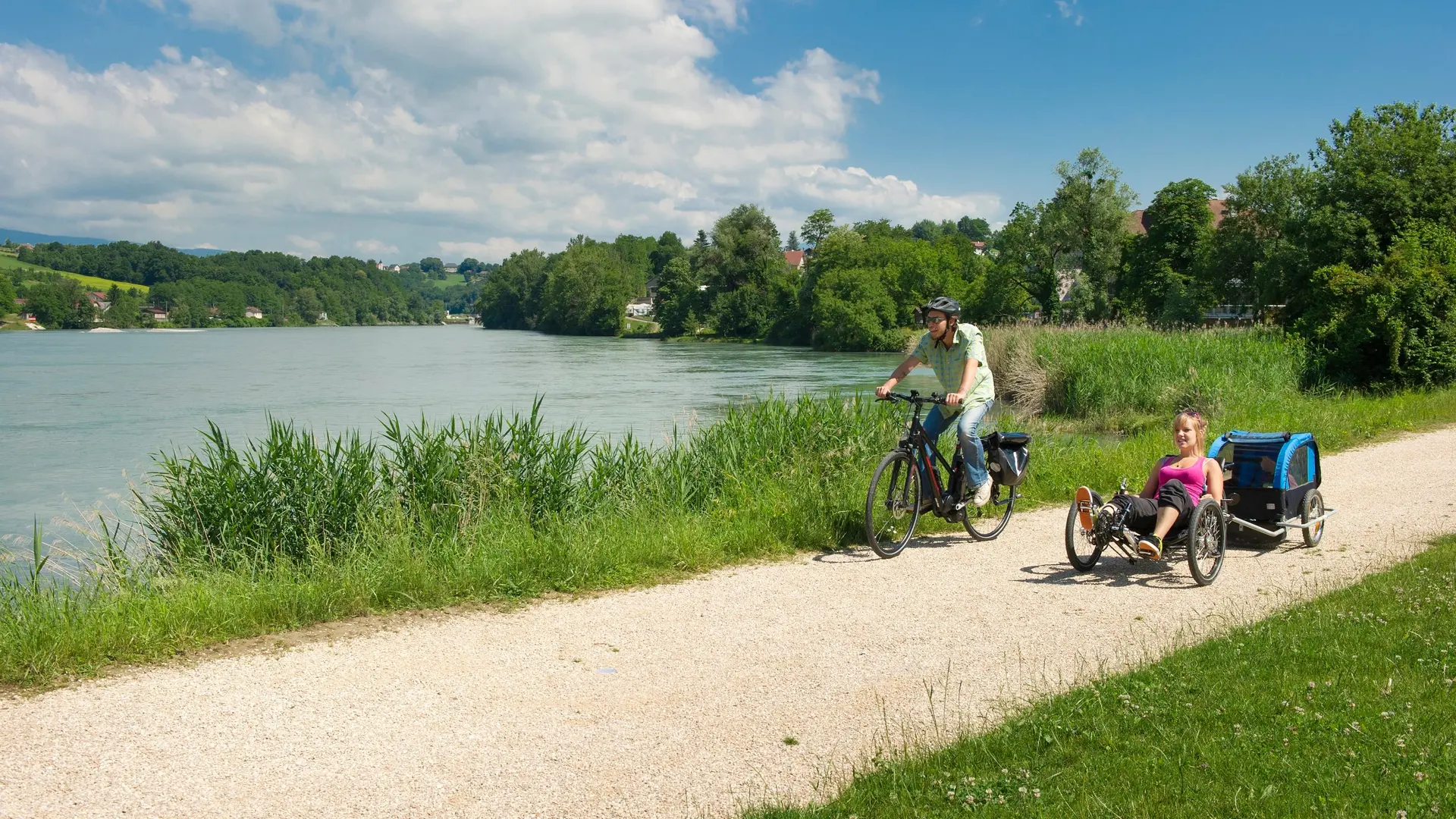 Le Rhône et ViaRhôna aux alentours de Seyssel