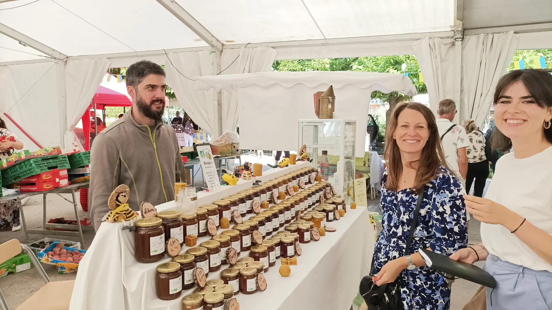 Laurent et son stand au marché de Sospel