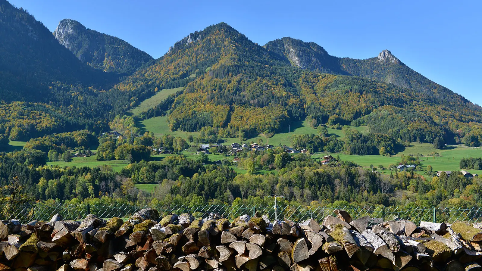 Vue depuis Au petit Bonheur en été