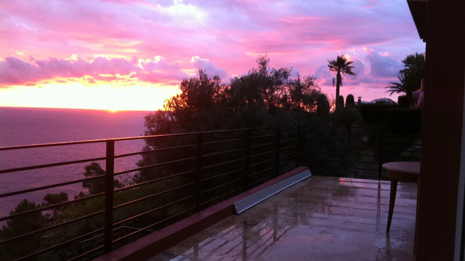 Vue - Terres Rouges - Théoule-sur-Mer - Gîtes de France Alpes-Maritimes