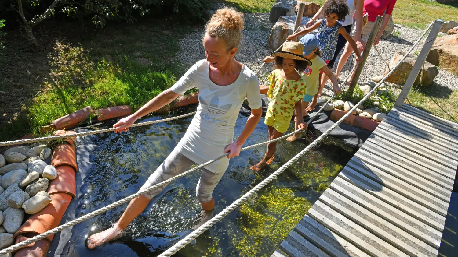 Sentier pieds-nus au jardin