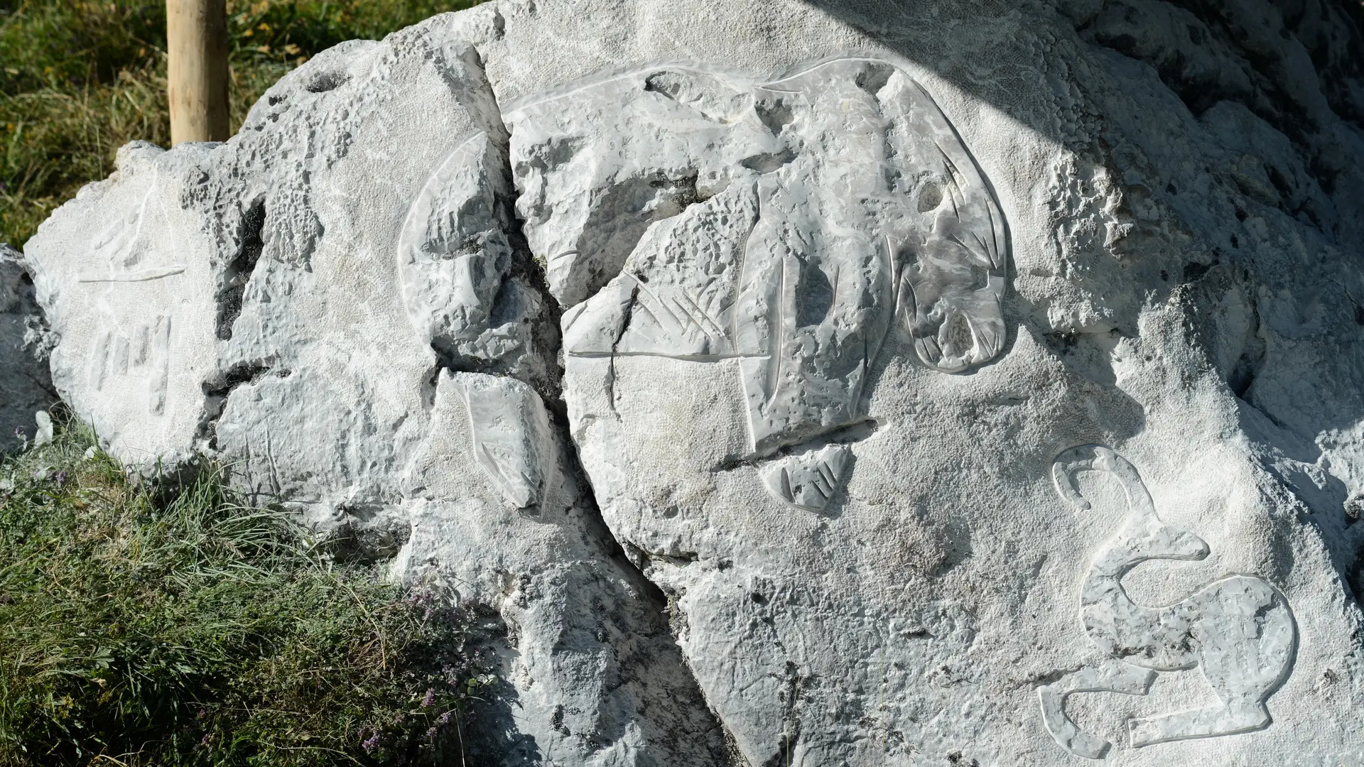 Symposium sculpture_Plaine-Joux_Les Brassesv