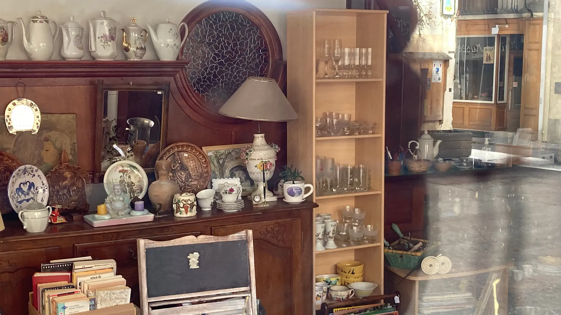 Brocante la Fontaine Colmars