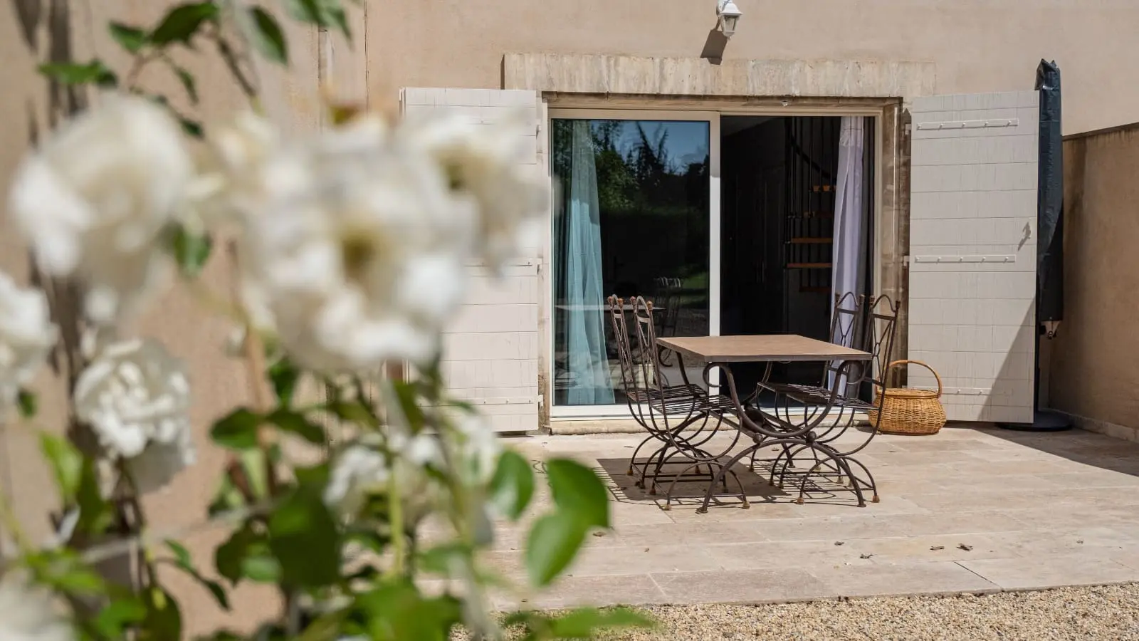 Terrasse au soleil