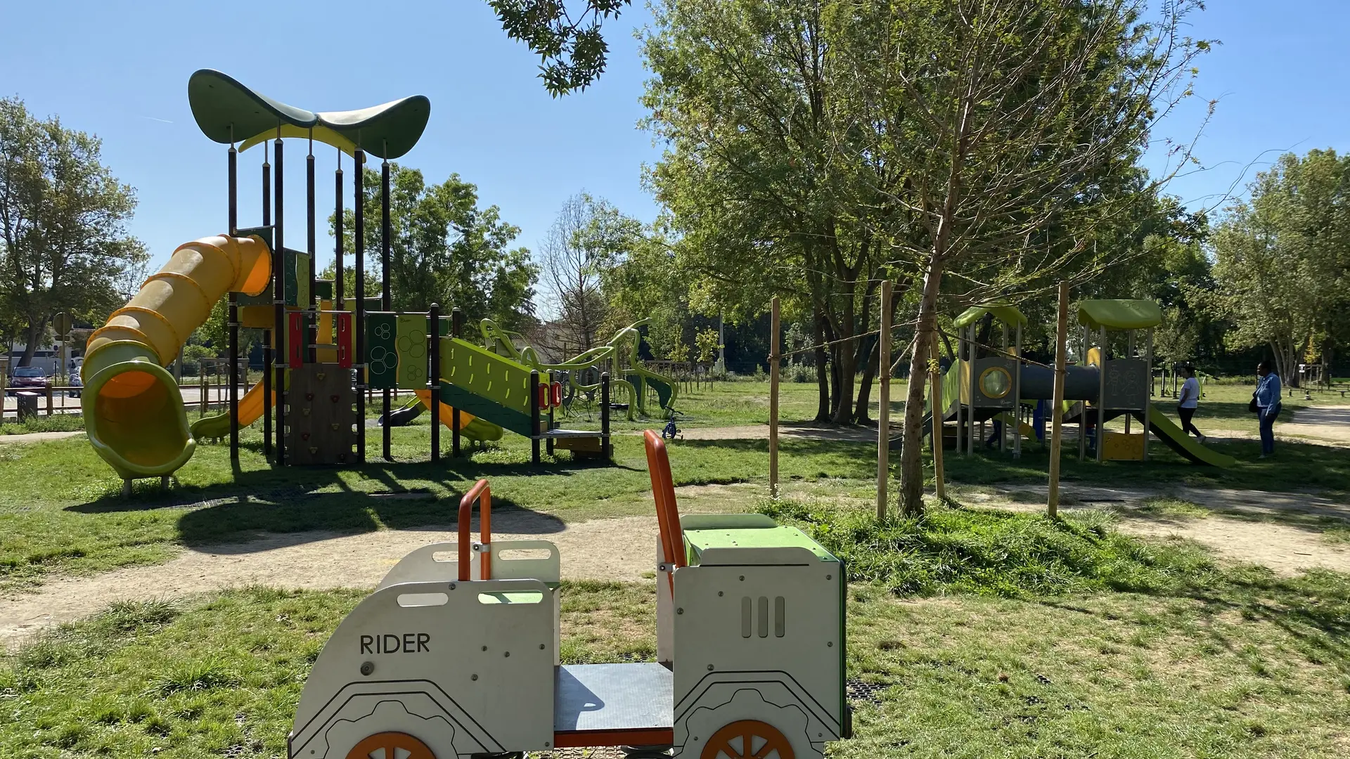 Aire de jeux du Parc du Grenouillet