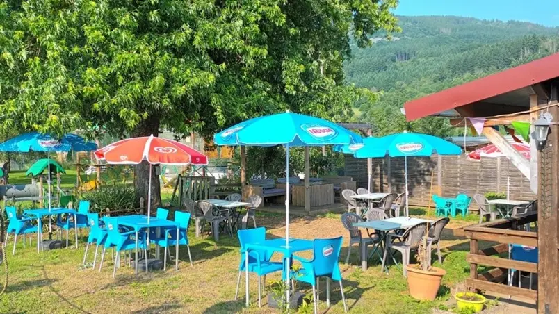 Terrasse restaurant camping Grun de Chignore