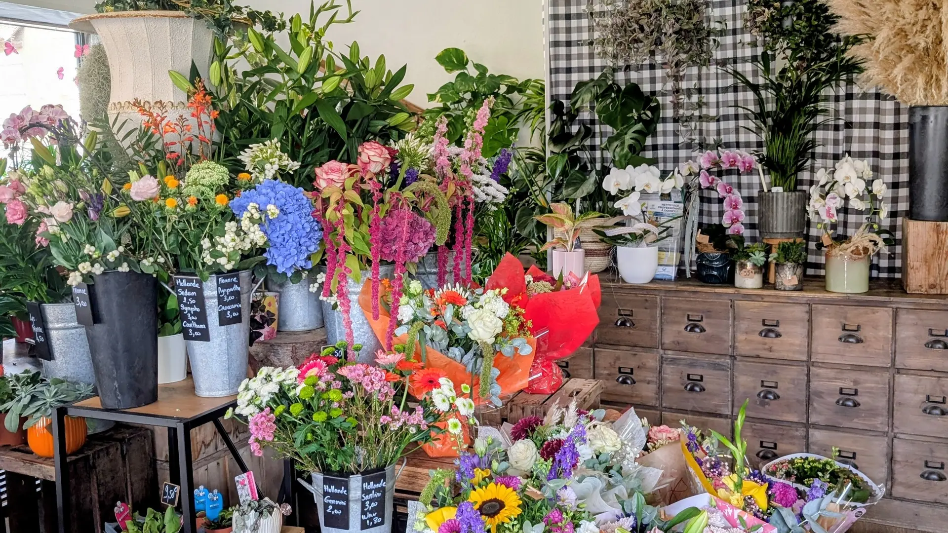 Ambiance Fleurs à Saint-Bonnet-en-Champsaur