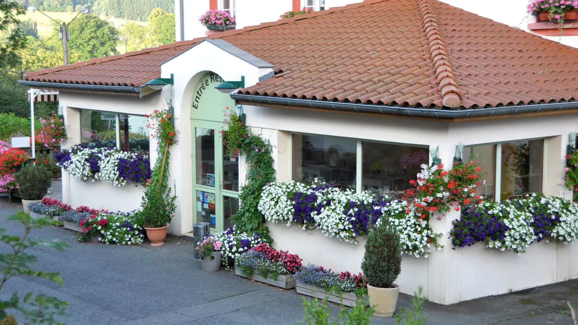 Hôtel Restaurant Le Béfranc - St Bonnet le Château 42380