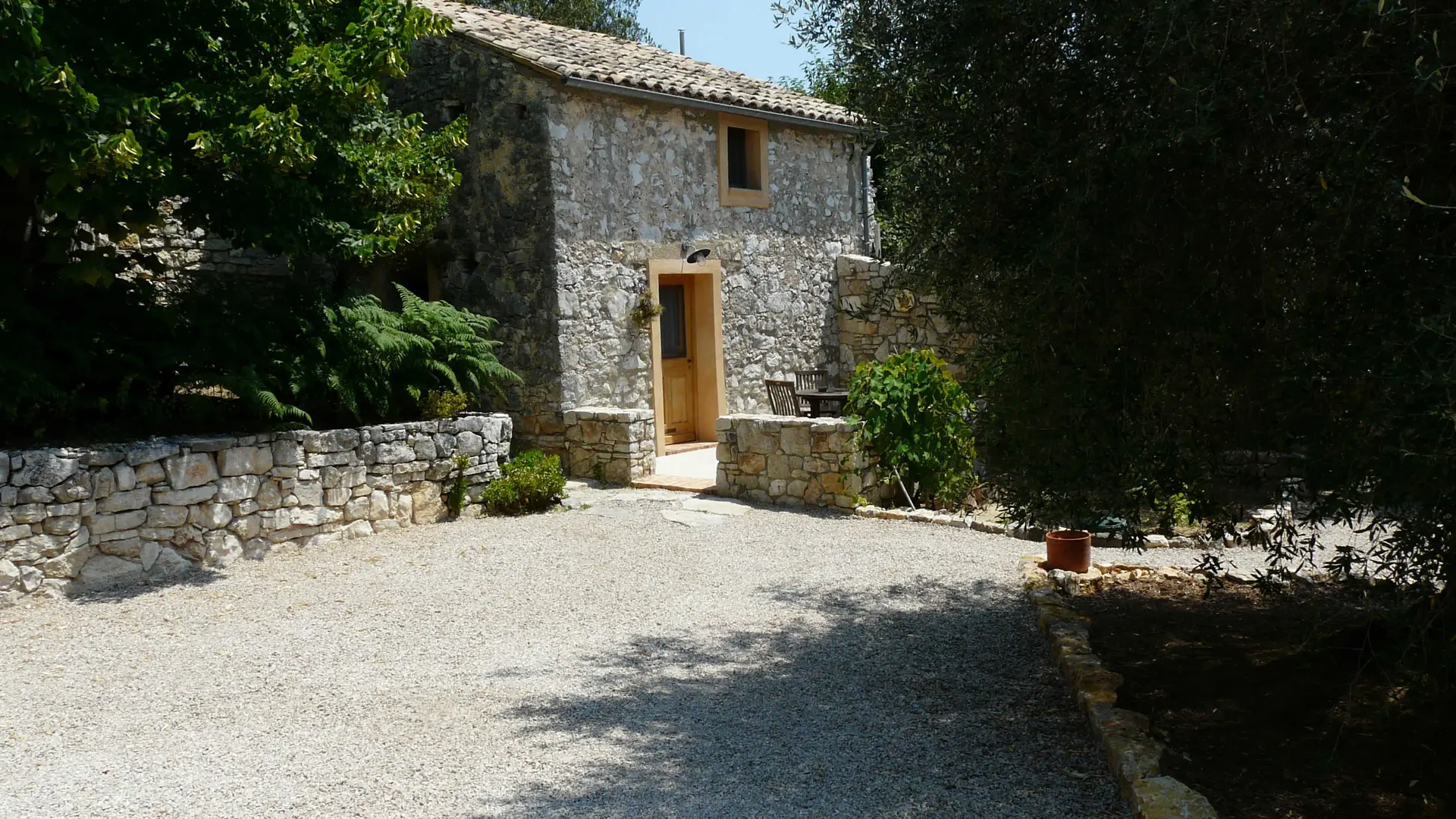 Gîte Le Casaou labellisé Gîtes de France Côte d'Azur Alpes-Maritimes à La Colle sur Loup