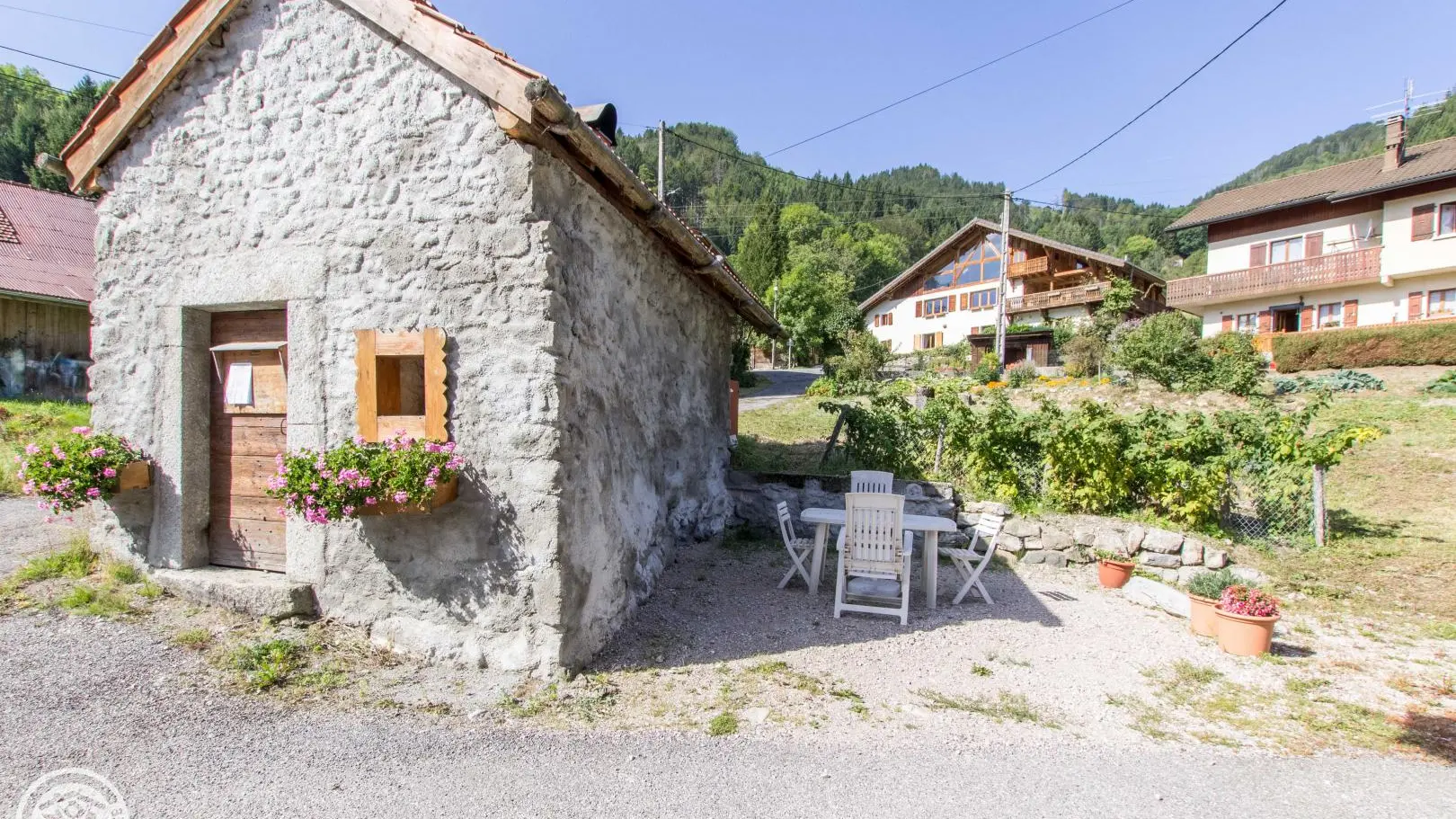 ancien four a pain restaure .