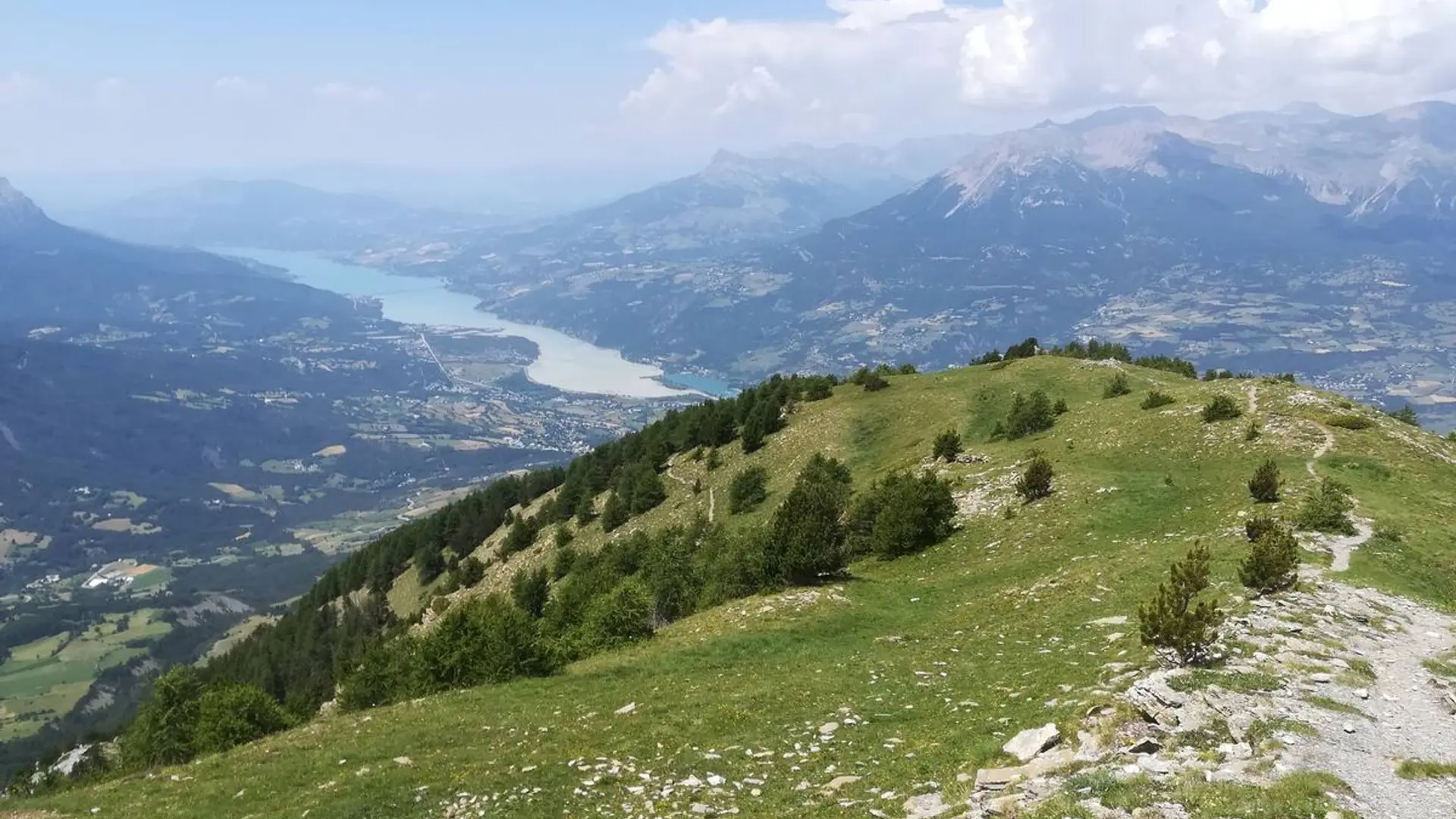Point de vue sur le Lac de Serre-Ponçon