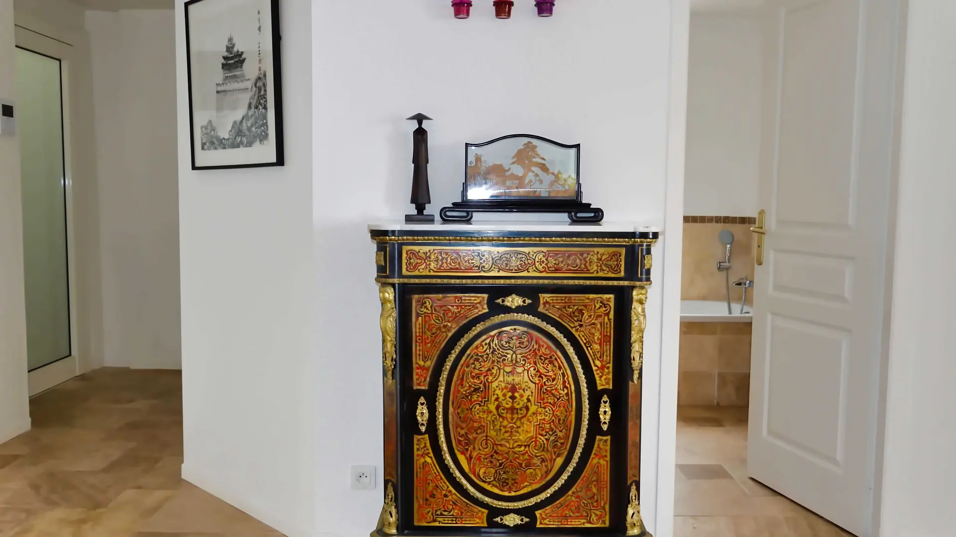 Décoration - Terres Rouges - Théoule-sur-Mer - Gîtes de France Alpes-Maritimes