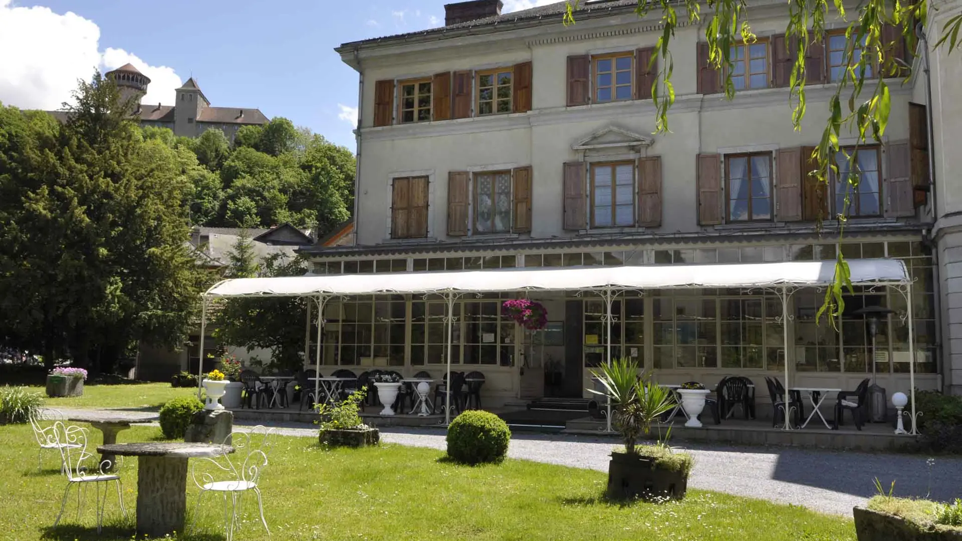 facade et parc