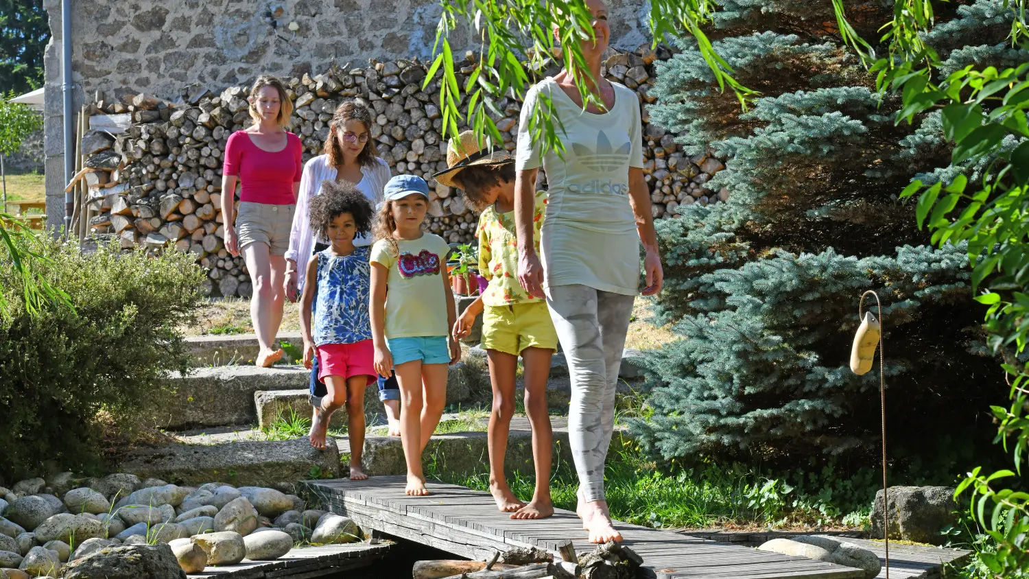 Sentier pieds-nus au jardin