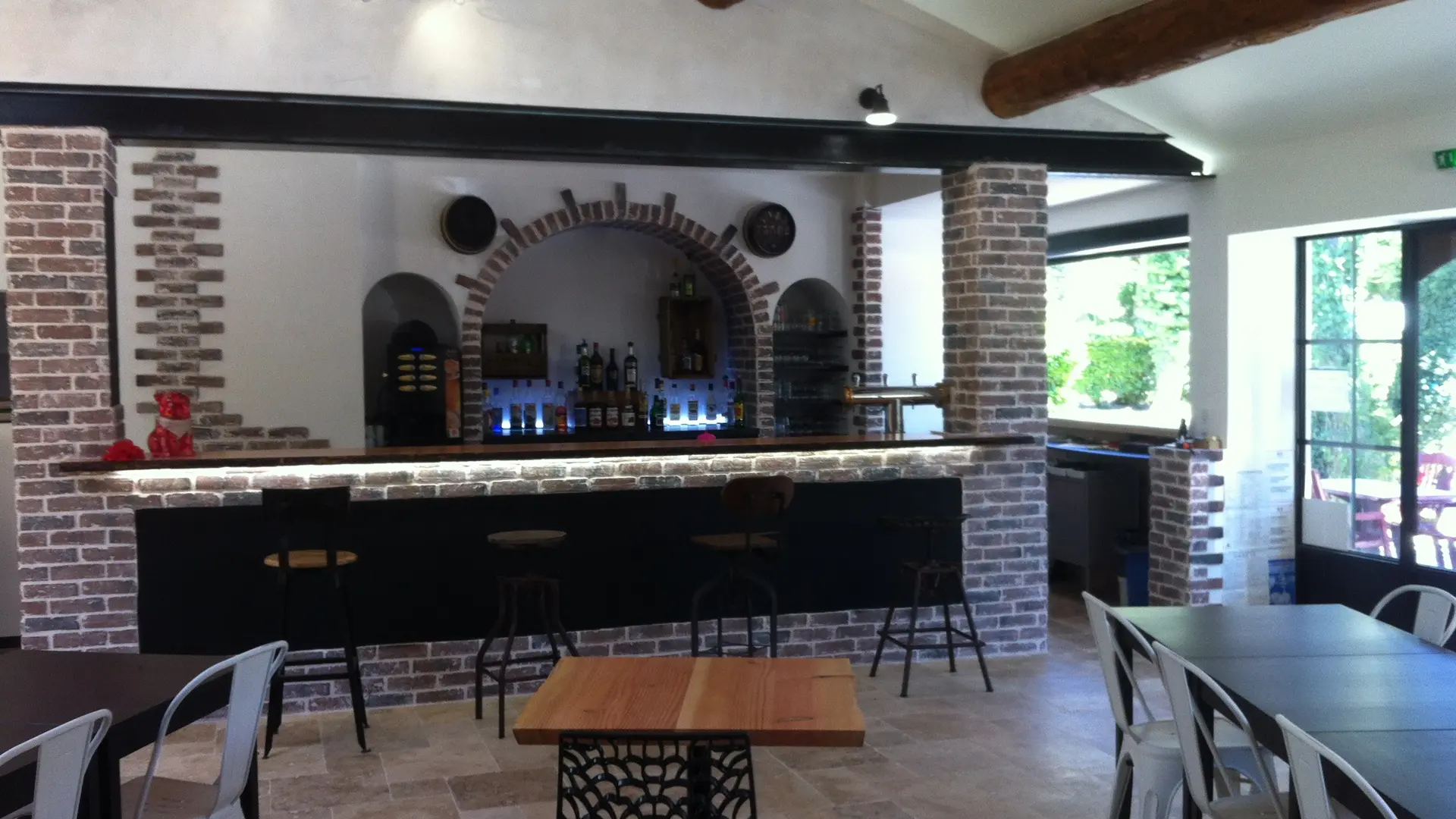 Restaurant - Camping de l'Hérein