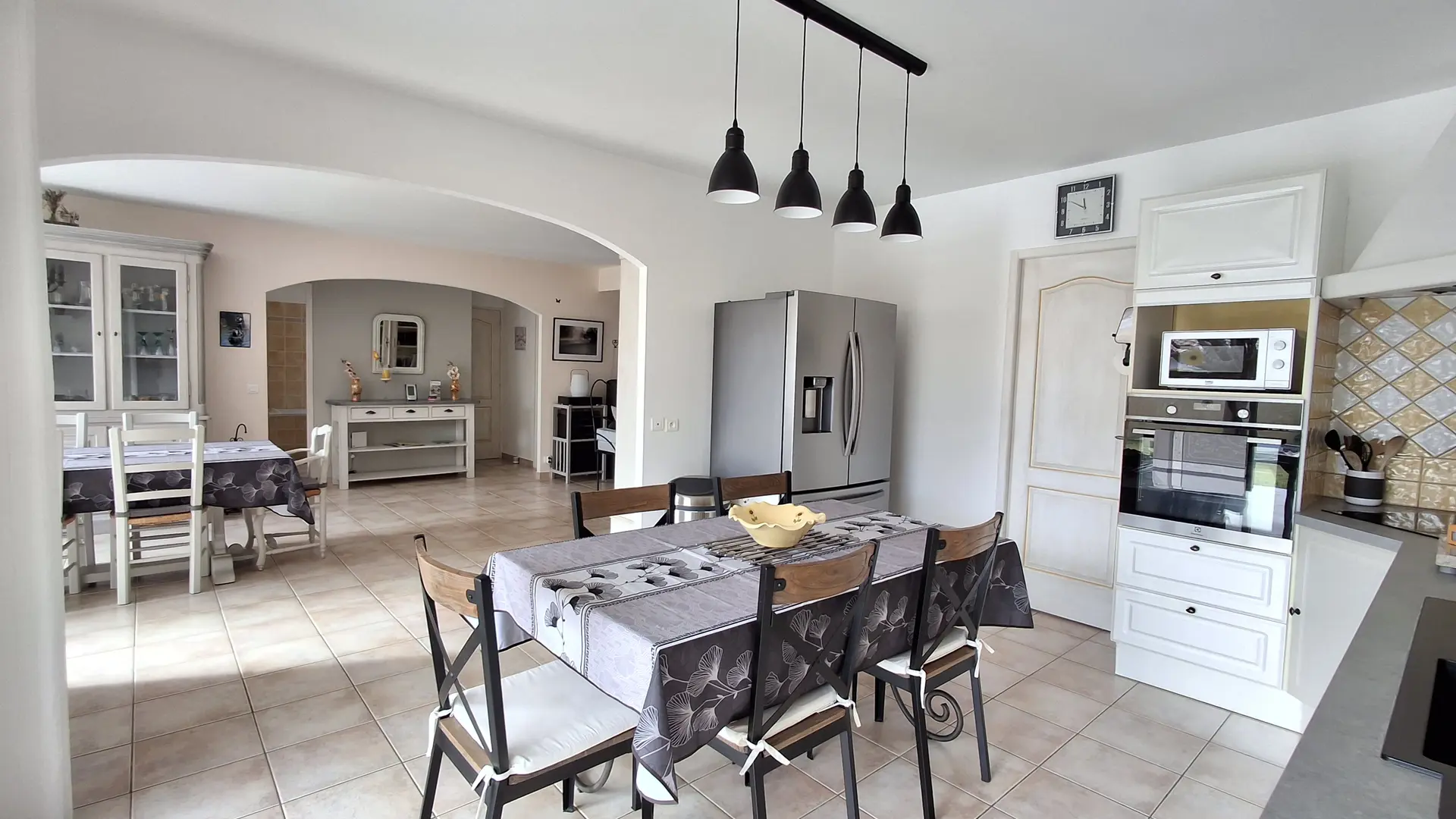 La Bastide de Laura_L'Isle-sur-la-Sorgue coin cuisine