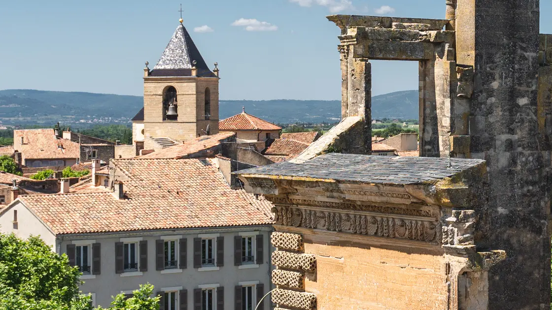 La Tour d'Aigues