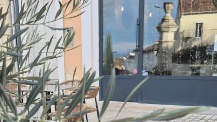 Vitrine - Entrée du restaurant