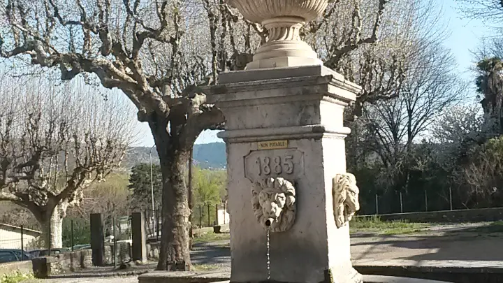 Fontaine de la place ronde