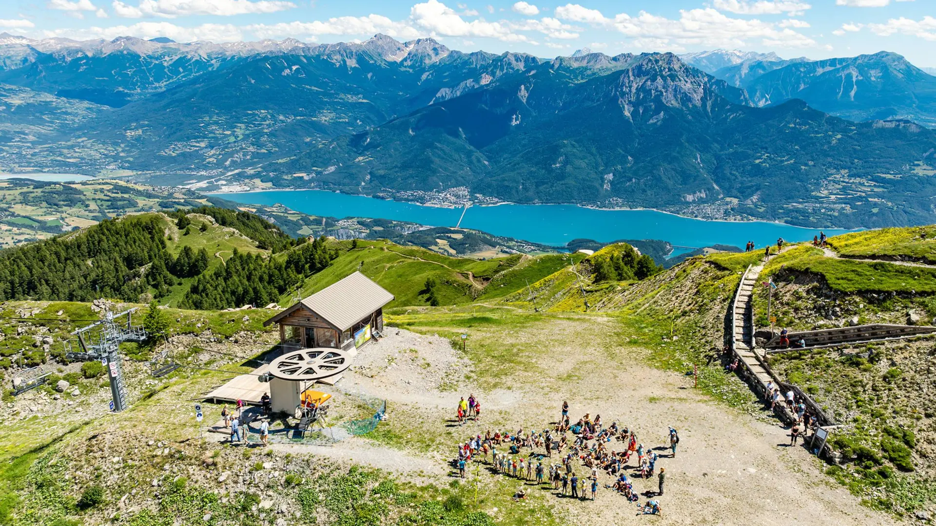 Lac de Serre-Ponçon depuis station Réallon