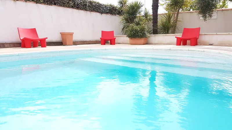 Piscine extérieure chauffée