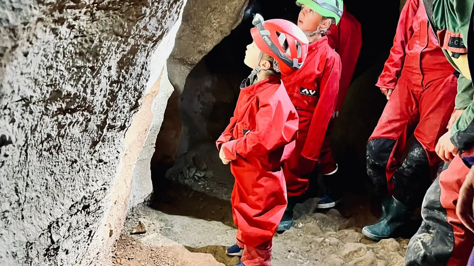 Spéléologie avec Vertical Zénith dans les Hautes Alpes