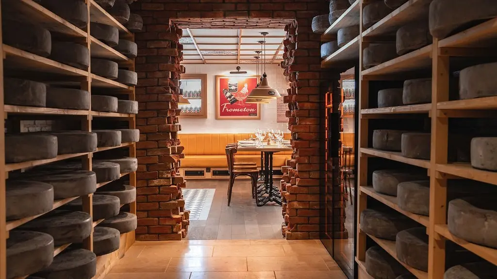 Spécialités savoyardes et plats rustiques