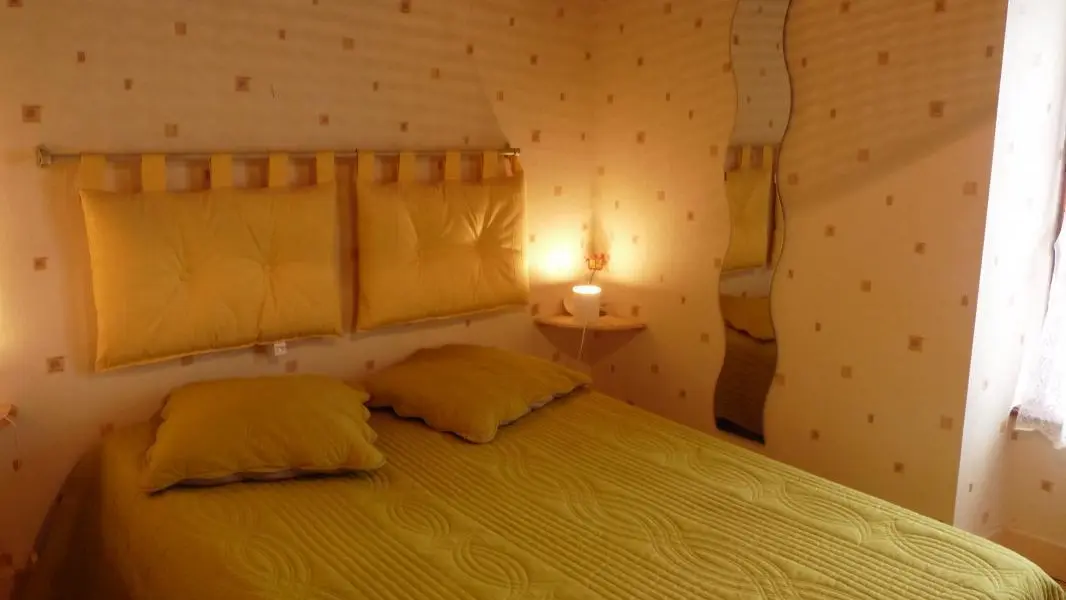 Gite de la Ferme de Gayere à nizerolles, chambre