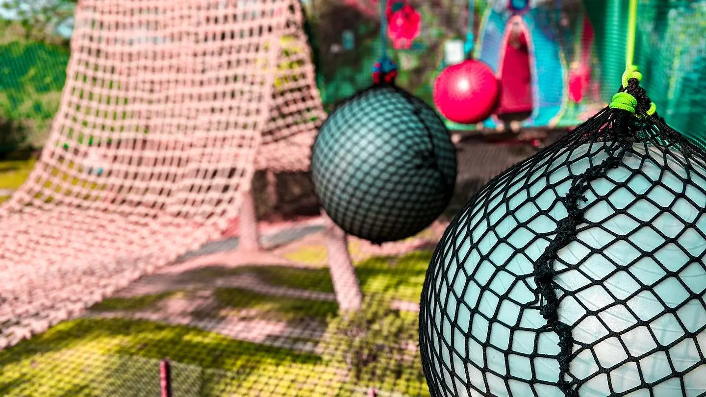 Balls and nets