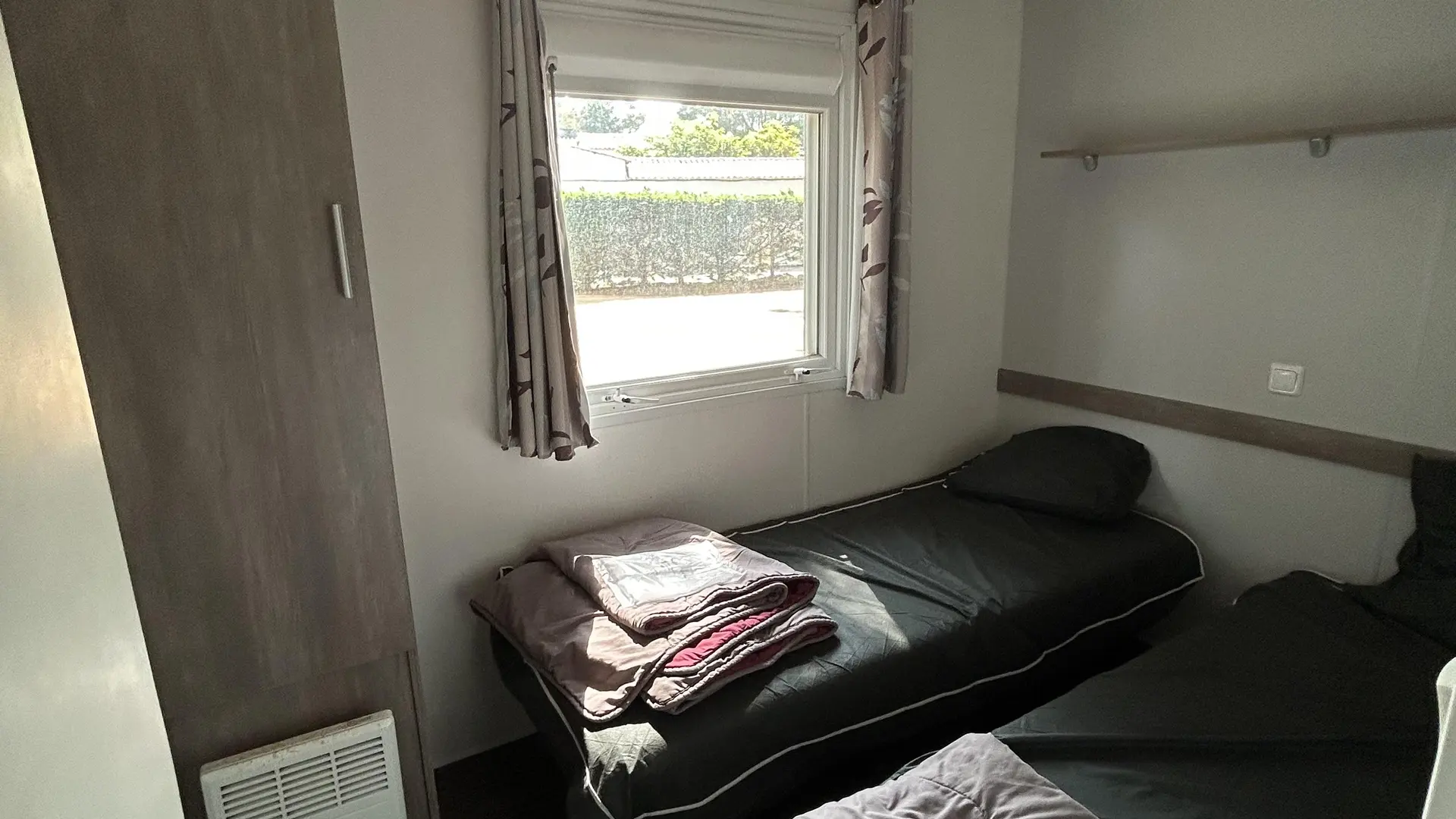 Intérieur chambre mobil-home