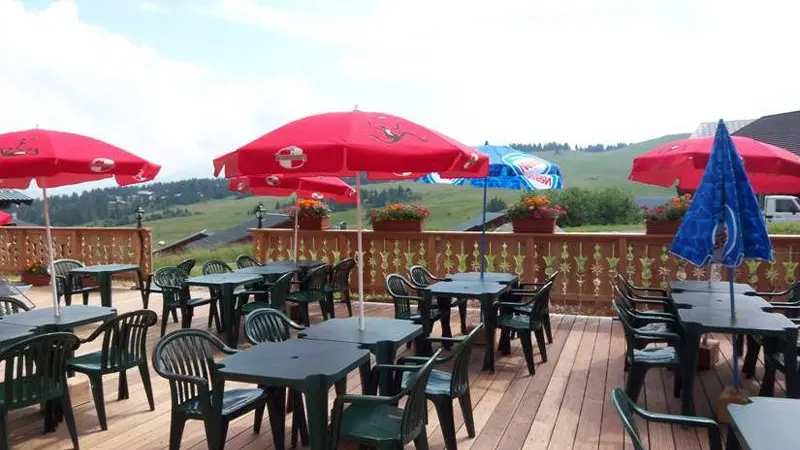 terrasse-cachette-gourmande