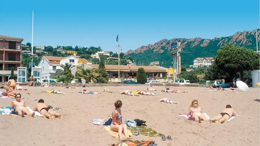 Plage à proximité de l'hôtel