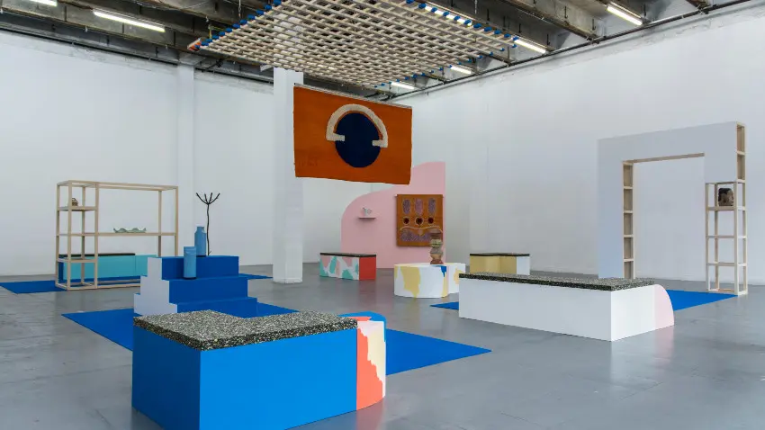 Salle d'exposition dans Mains d’œuvres