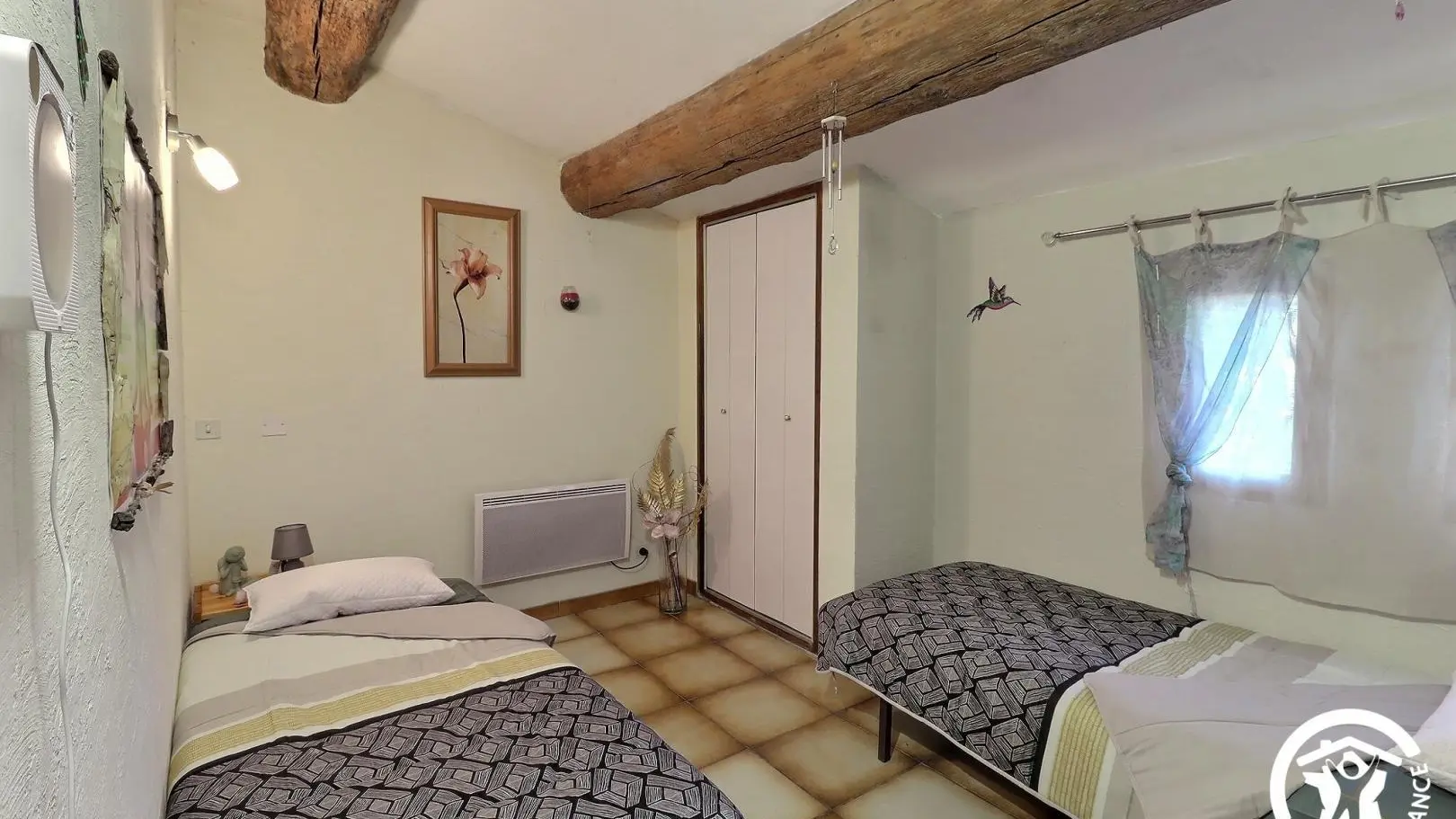 chambre 2 lits 1 personne