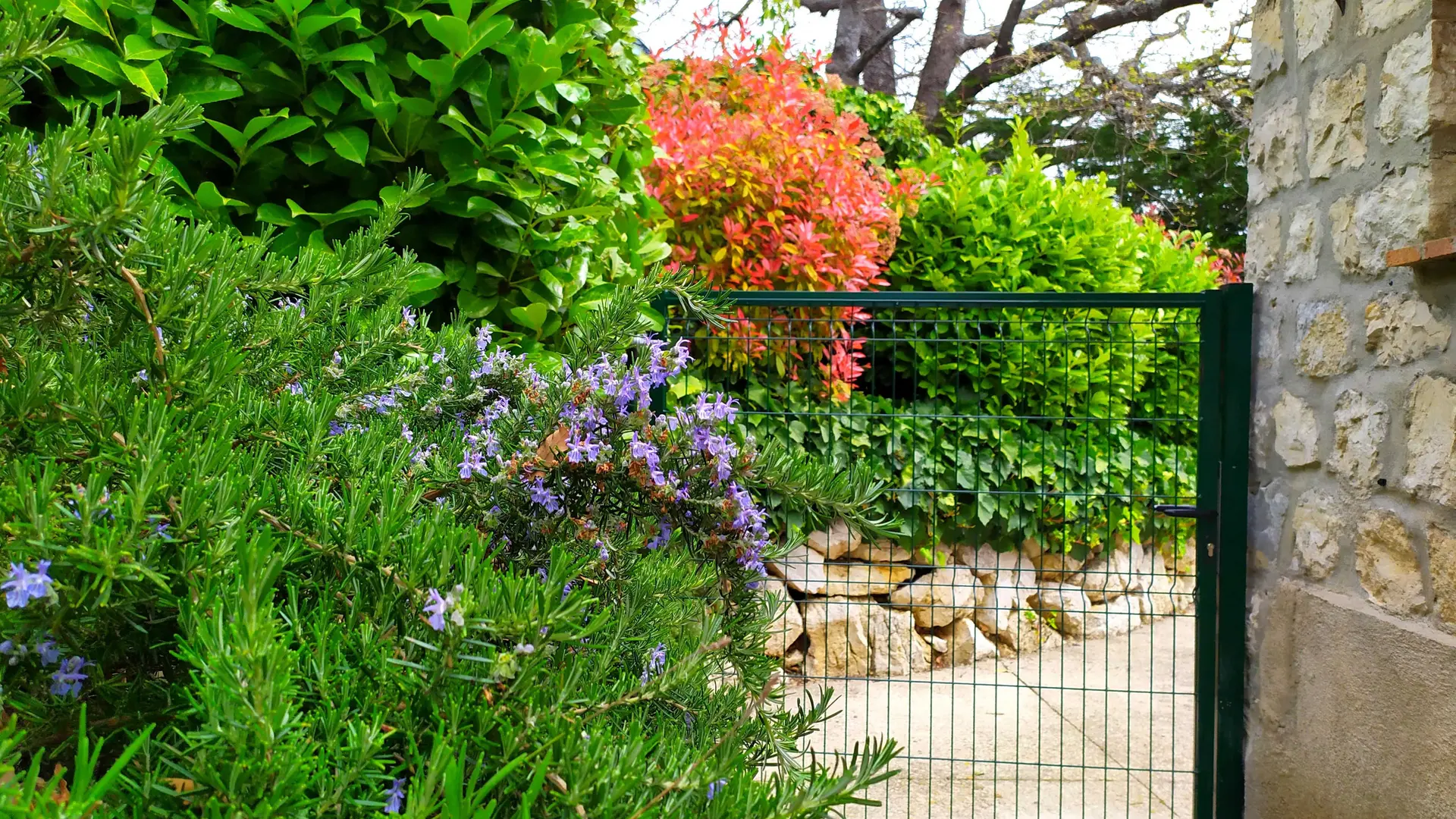 L'Ourméou-Fermeture Terrasse-Coursegoules-Gites de France Alpes-Maritimes