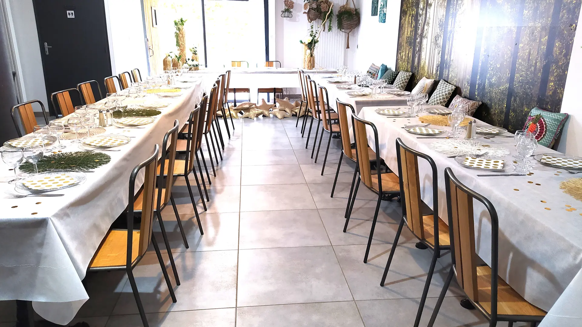 La Bâtisse aux Lanternes - Gîtes de Charme à St Bonnet le Château (42)