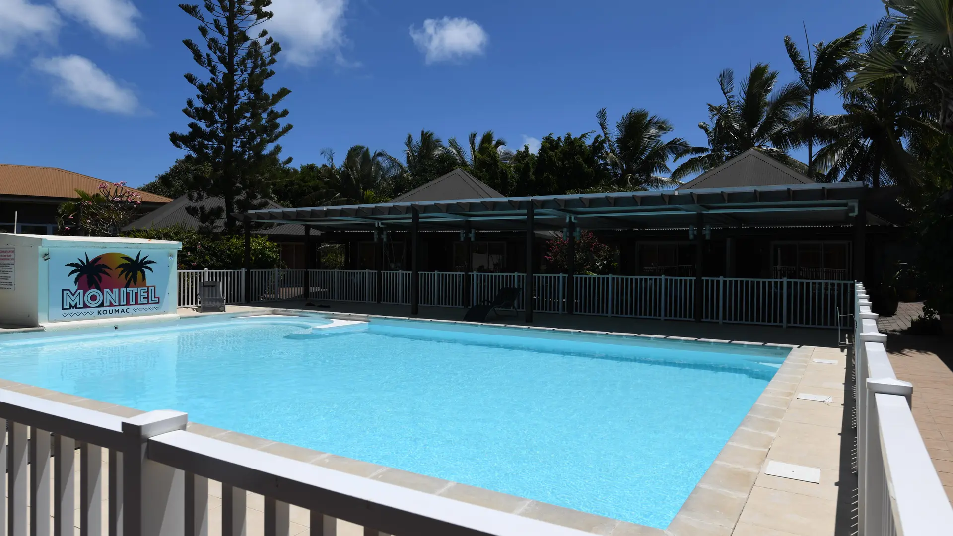 piscine, koumac, monitel