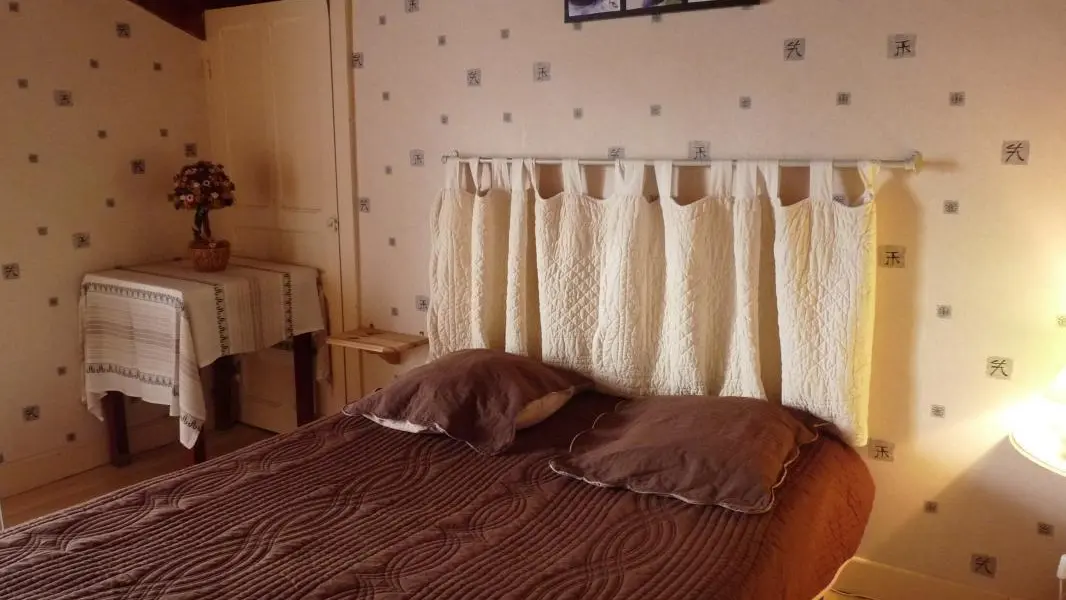 Gite de la Ferme de Gayere à nizerolles, chambre